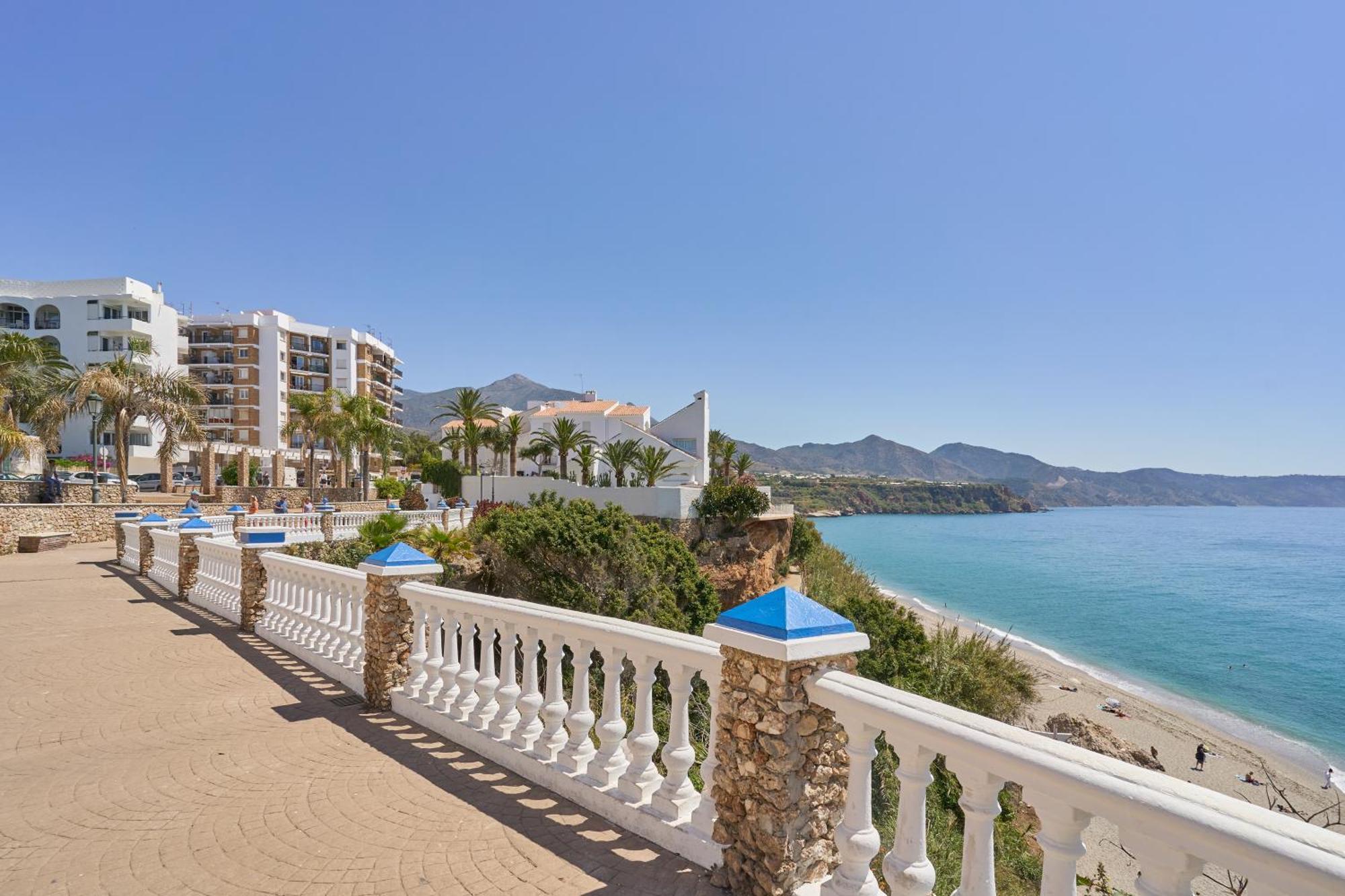 Carabeo 19 Apartment Nerja Exterior photo